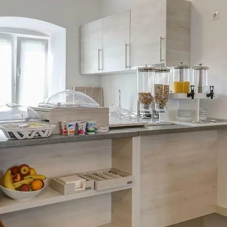 B&b-ld Alojamento de Acomodação e Pequeno-almoço Pula
