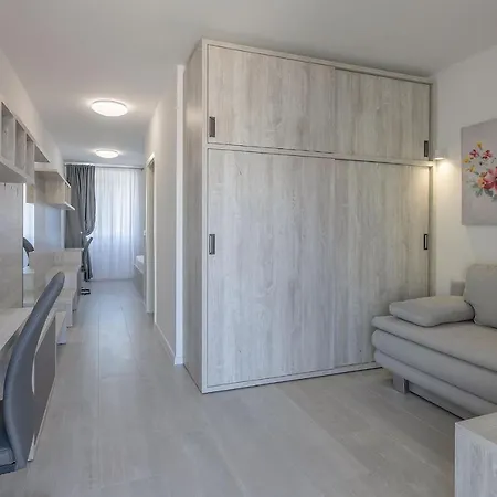 B&b-ld 3* Póla