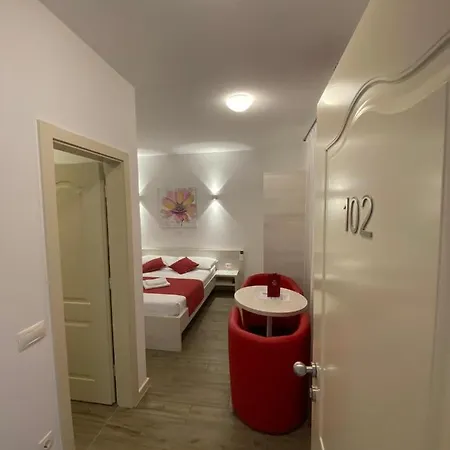 Bed & Breakfast B&b-ld 3*