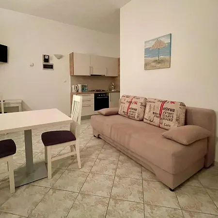 B&b-ld Panzió 3*