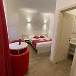 B&b-ld 4* بولا