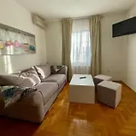 B&b-ld فندق مبيت وإفطار