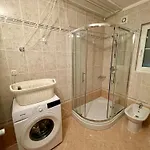 B&b-ld فندق مبيت وإفطار