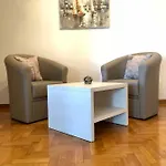 B&b-ld فندق مبيت وإفطار 4*