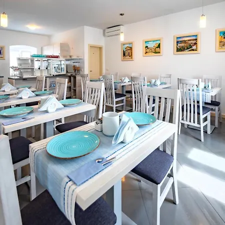 B&b-ld فندق مبيت وإفطار بولا